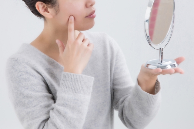 繰り返すニキビでお悩みの方へ